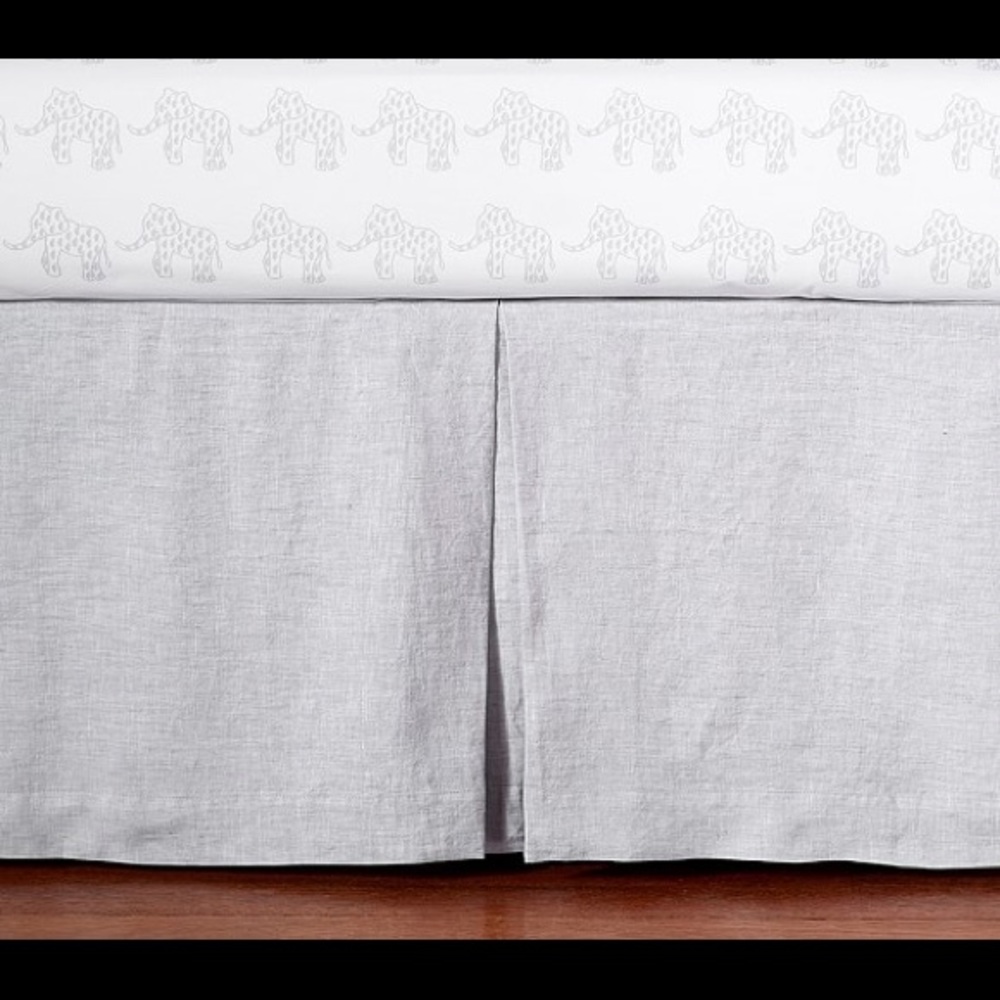Pottery Barn Kids Belgian Flax Linen crib skirt